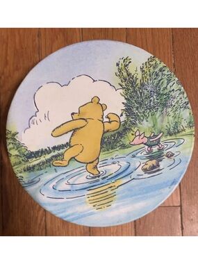 Vintage Disney Classic Winnie the Pooh Round Hat Box Storage Christopher Robin